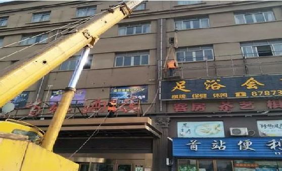 易门安装较高的门店招牌有什么好的方法？