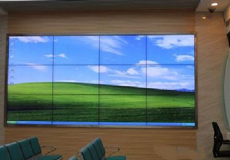 易门液晶拼接屏的另类用法。